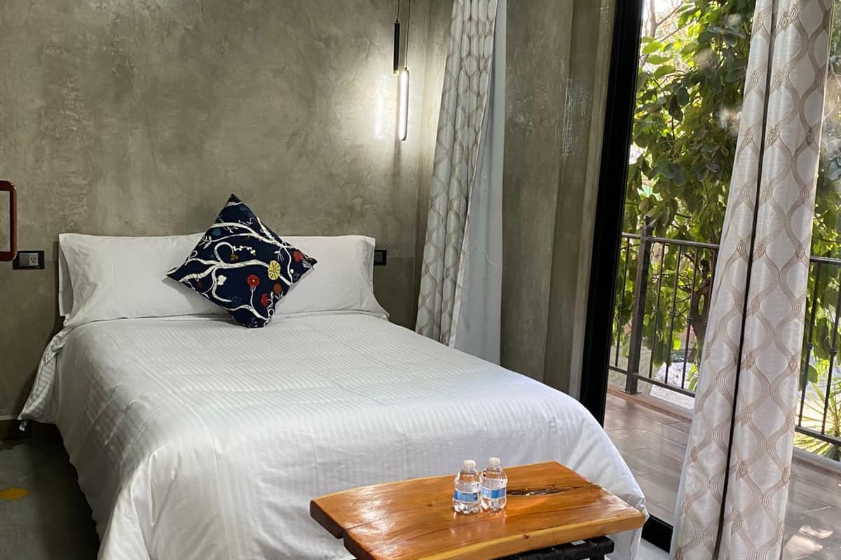 C7 - Deluxe Double Room, Patio, Garden View | Premium bedding, down comforters, WiFi (free)