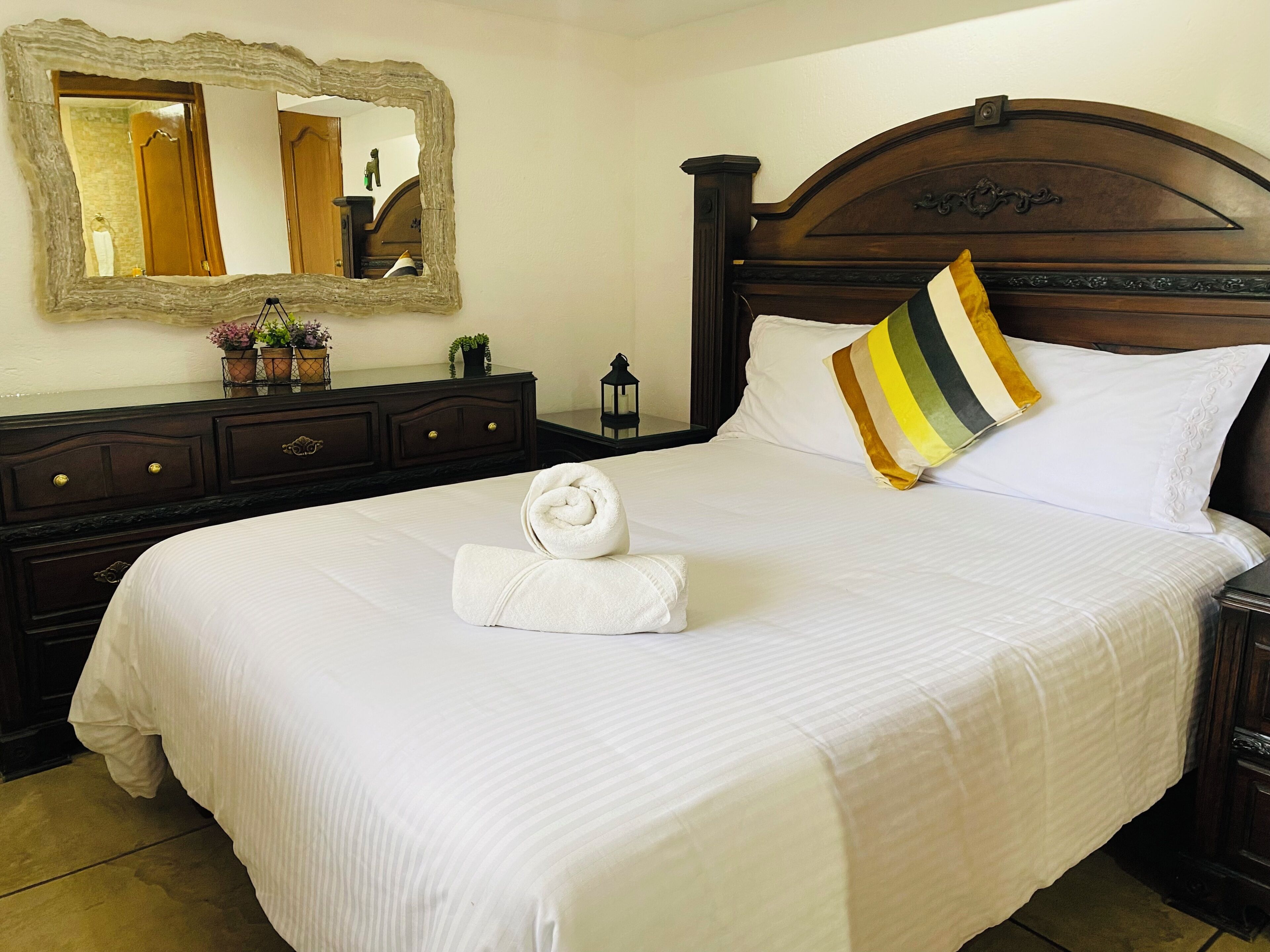 Comfort Double Room, 1 Queen Bed, Courtyard View, Ground Floor | Premium bedding, individually decorated, individually furnished
