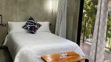 Habitación doble Confort, balcón, vista al patio | Wifi gratis