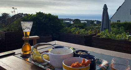 Pink Granite Coast: Apartment 200m from the sea