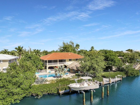 Marina - Golfside Tropical Retreat With Heated / Cooled Pool (Marathon)