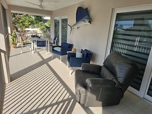 Outdoor dining - Golfside Tropical Retreat With Heated / Cooled Pool (Marathon)