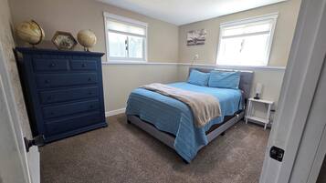 5 bedrooms, WiFi, bed sheets