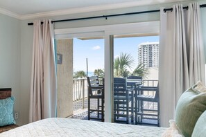 3 bedrooms, iron/ironing board, Internet, bed sheets - 3rd Floor 3BR 2BA @ Regency Towers Directly on the Beach!! (Panama City Beach)