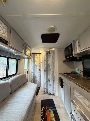 StayNow @ The Mini Escape between New Braunfels & Canyon Lake