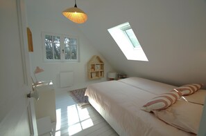 Room - Renovated vacation home, 100m from the beach (Carnac)