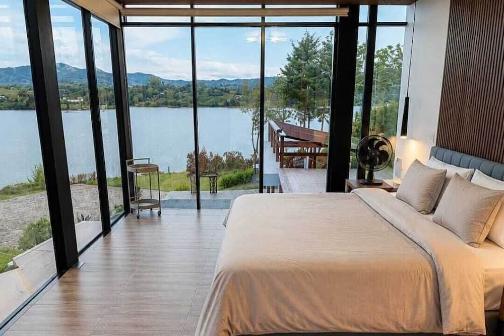 Bliss Sanctuary Vista Glamping and Club