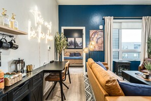 Living area - Top Floor, Lounge, King Bed, BSU (Boise)