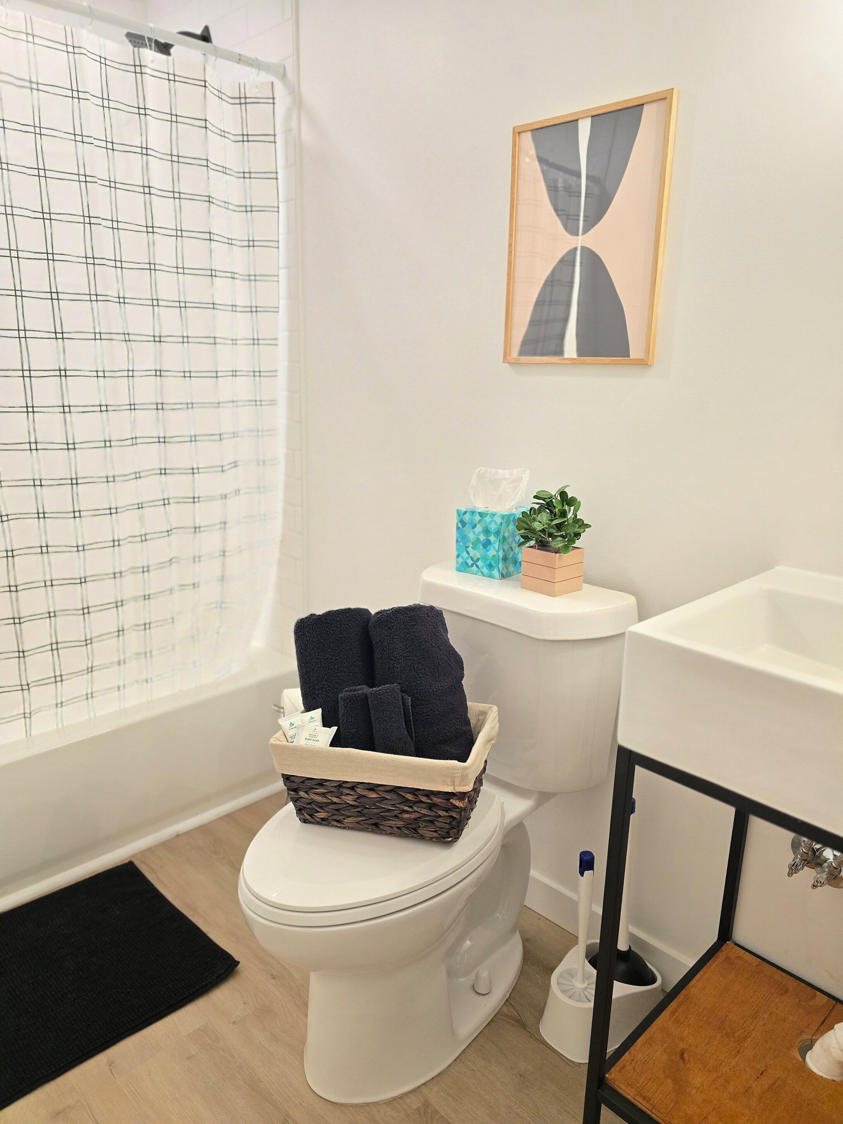 Handtücher, Seife, Toilettenpapier