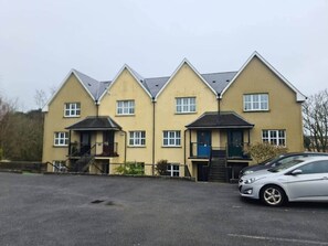 Exterior - Ally's townhouse in Bandon (Bandon)