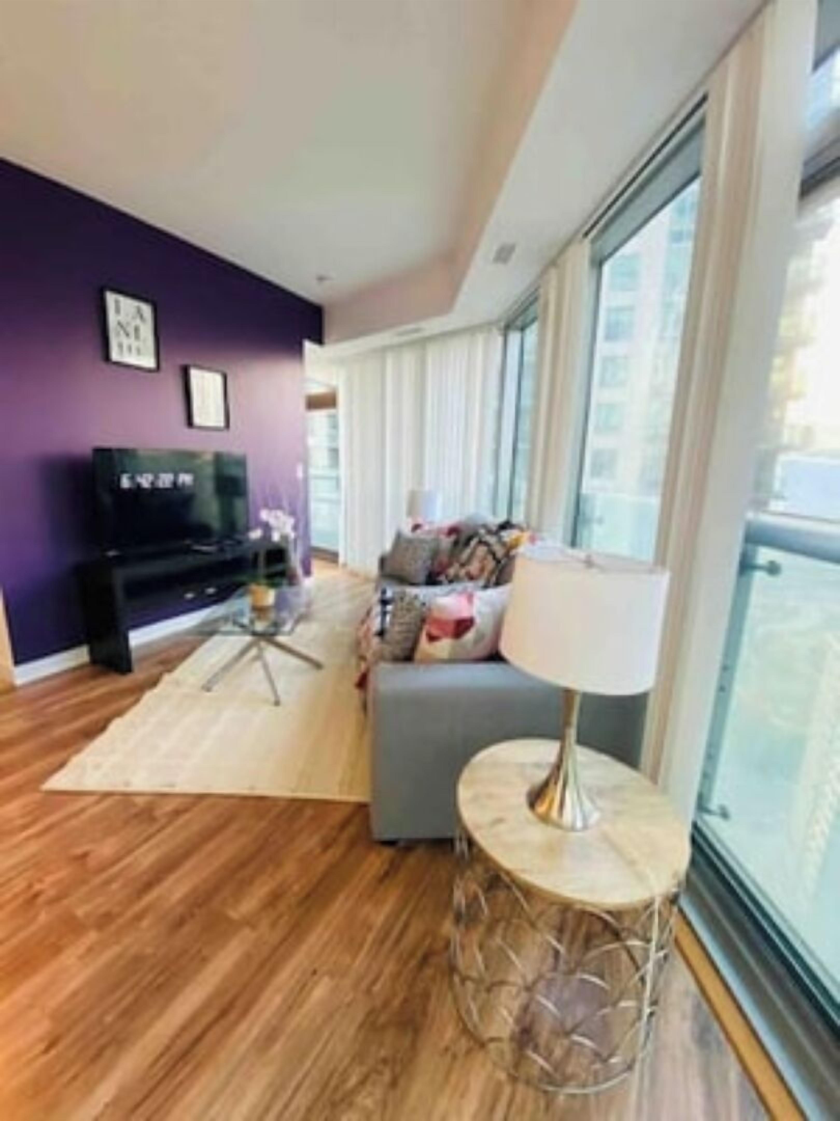 Panoramic Condo | Living area