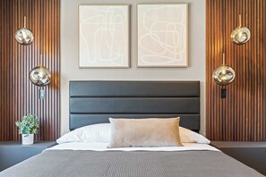 5 dormitorios, tabla de planchar con plancha, cuna de viaje y wifi