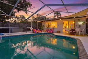 Pool - Poolside Retreat • Sleeps 8 • Putt Putt • Hot Tub (Bradenton)
