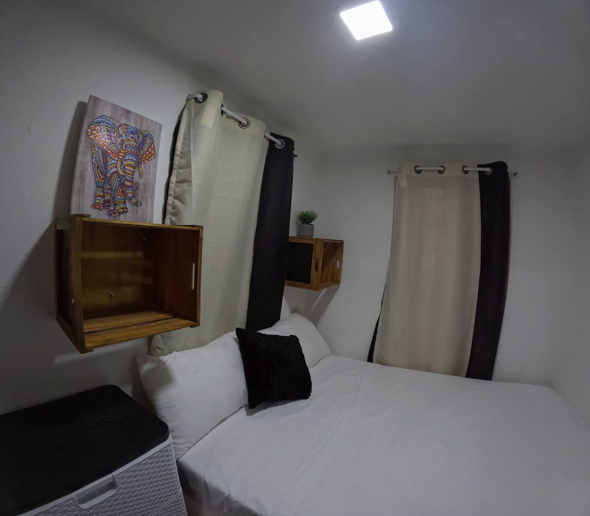 Condo, 2 phòng ngủ, hút thuốc, ban công