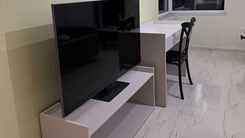 Apartament familiar, balcó, vistes al parc | Interior