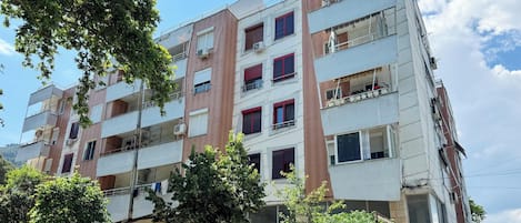 컴포트 아파트, 공원 전망 | 외관