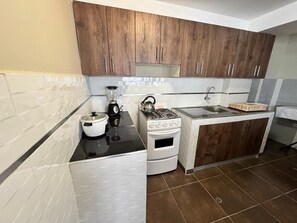 Private kitchen - Santa Ana Home, ideal para tu viaje en grupo o familia. (Cusco)
