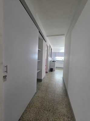 Interior - San Joaquin House 5BR in Laureles (Medellín)