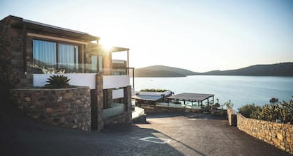 Charming 1-bedroom castle with AC in The Colony