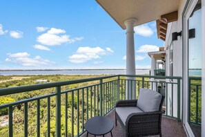 Property grounds - RIVER FLY-IN: Penthouse w/ Views & Amenities (Merritt Island)