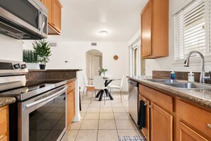 Fridge, microwave, oven, stovetop - Cozy Condo with Pool + Hot Tub! (El Cajon)