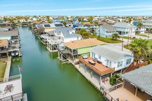 Exterior - NEW | Bayfront | Beach Nearby | Kayaks | Large Deck | Community Pool | Pets Welcome | Patio (Jamaica Beach)