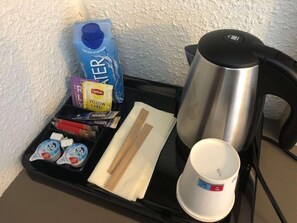 Cà phê và/hoặc dụng cụ pha