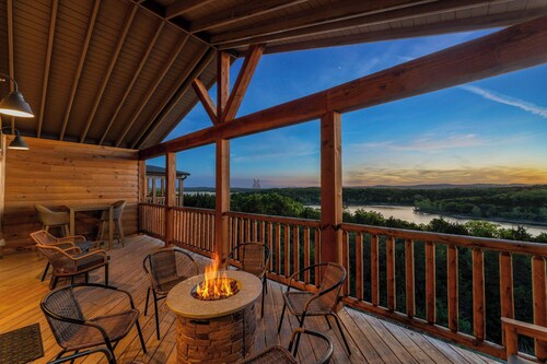 Stone Fireplace! View of the Lake! Hot Tub!