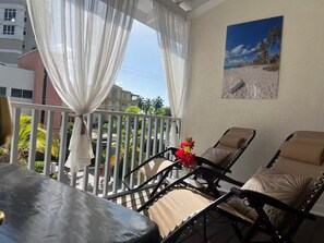 Property grounds - #1 Queen Bed, Beach 1 min, St. Lawrence Gap (Oistins)
