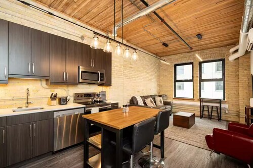 Bright Exchange District Loft | 1 Bed | 1 Bath |