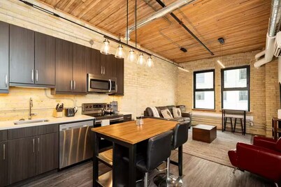 Bright Exchange District Loft | 1 Bed | 1 Bath |