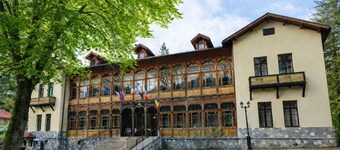 HOTEL REGAL 1880 - Boutique Hotel Sinaia