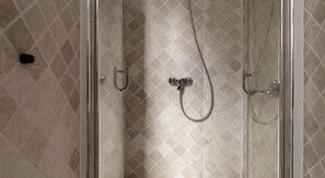Bathroom - HOTEL REGAL 1880 - Boutique Hotel Sinaia (Sinaia)