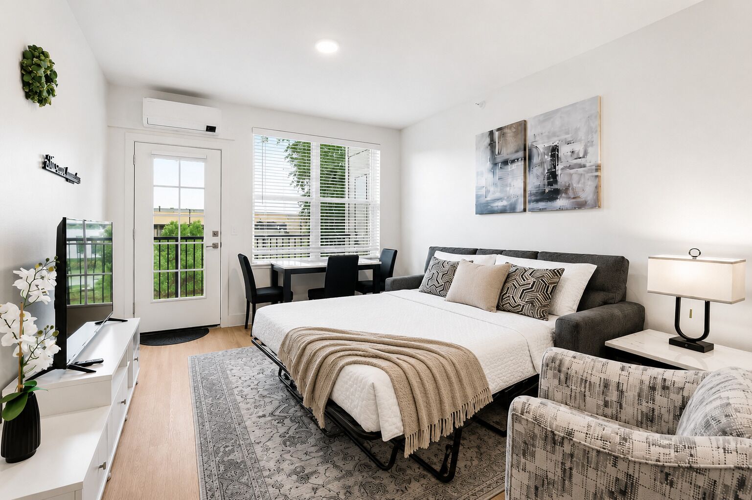1 bedroom, WiFi, bed sheets