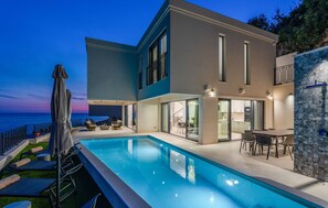 A heated pool - Luxurious home in Mlini with sauna (Mlini)