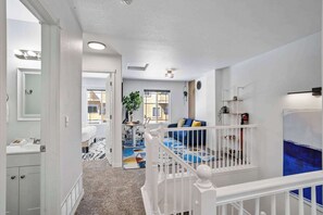 Interior - Cozy 2BR Home, Workspace, Sleeps 4, Downtown CO (Colorado Springs)