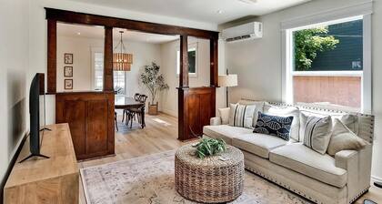 Walk to Downtown - Hot Tub - Outdoor Space - AC