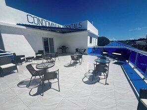 公寓式客房, 1 间卧室, 无障碍, 露台 | 室外用餐