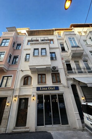 Exterior - Lina Luxury Hotel (İstanbul)