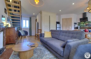 Living area - Gîte d'Amédée - ARANDAS - Gîte (ARANDAS)