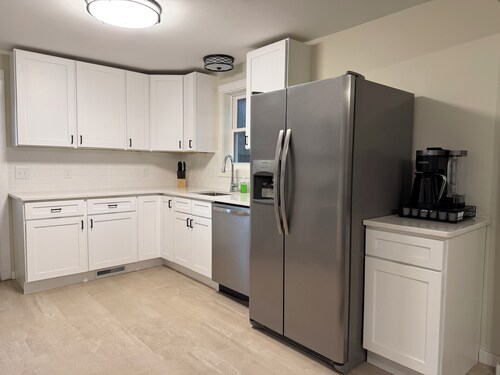 Close to Hillsdale College in a modern home with dedicated work space