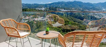 Apartamento + vista panorámica a las montañas en zona 13 ciudad de Guatemala