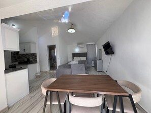 Apartment, 1 Bedroom, Patio | Dining - Condo Neuf 1 Chambre Sosua 3 min de la Plage 308 (Sosúa)