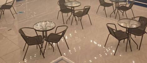 Apartment, 1 Bedroom, Accessible, Patio | Outdoor dining