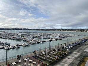 Marina - Grand appartement avec jolie vue sur le port de St Cast, 3 chambres pour 6 personnes (ST CAST LE GUILDO)