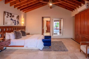 10 Schlafzimmer, Bügeleisen/Bügelbrett, WLAN, Bettwäsche
