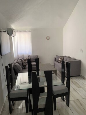 Appartamento, 2 camere da letto | Area soggiorno