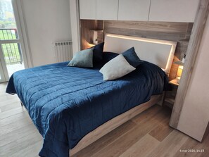 Room - SanSiroMilano 50 m from Stadium and completely renovated (Milano)