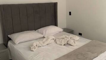 Apartamento, 2 habitaciones, balcón