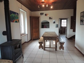 Dining - Gîte de La Gardette - OLBY (OLBY)